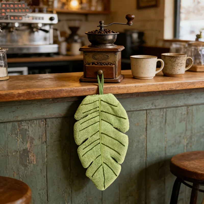 Banana Leaf Shaped Hanging Hand Towel, Suitable for Daily Wiping of Hands, Face, and Tableware, Decorative Hanging Decoration